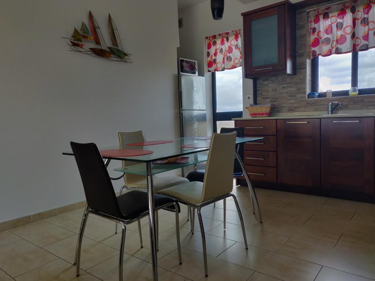 Panoramic Penthouse In Marsascala Which Enjoys Sea And Country Views Apartment Marsaskala Exterior photo
