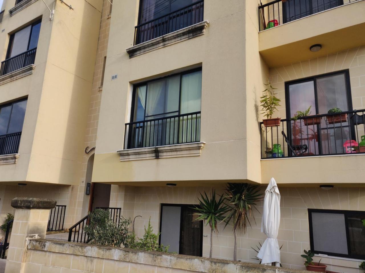Panoramic Penthouse In Marsascala Which Enjoys Sea And Country Views Apartment Marsaskala Exterior photo